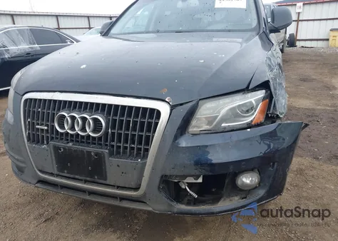 2010 Audi Q5 3.2 Premium z USA, uszkodzony, nr VIN WA1VKAFP5AA012614